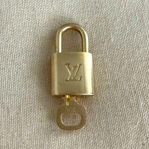 Louis Vuitton Brass Lock and Key Set #306